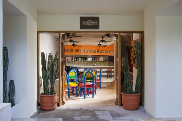 La Cantina